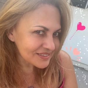 Meet your Posher, Connie